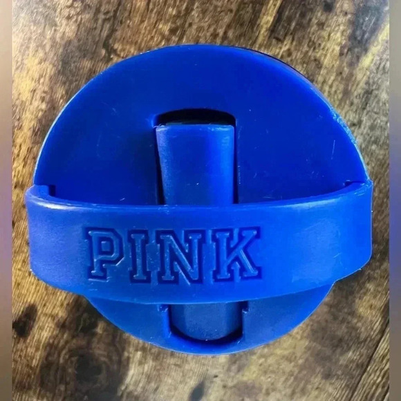 Victorias Secret | PINK Campus plastic water bottle - Picture 4 of 12